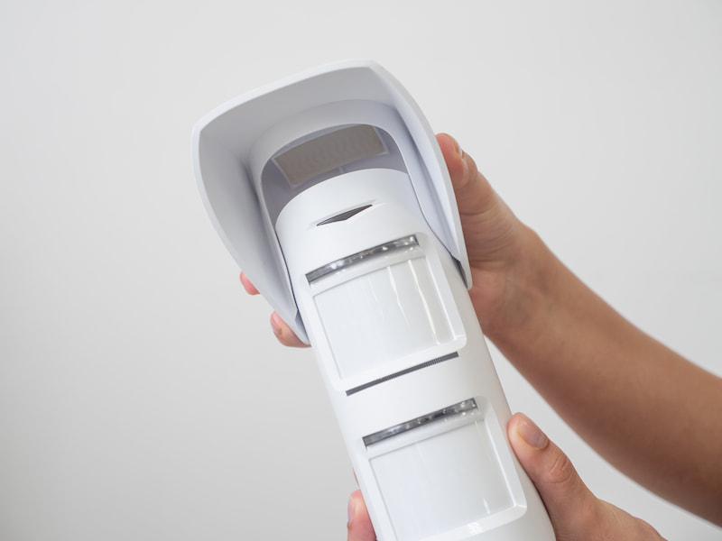 Все Ajax Hood (W) козырек  для беспроводного уличного датчика движения Ajax MotionProtect Outdoor видеонаблюдения в магазине Vidos Group